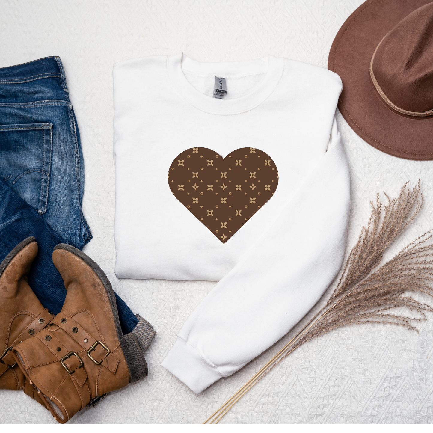 Sweatshirt mit Herz-Print | Gemütlicher Rundhalsausschnitt in Sand, Pink, Schwarz, Weiß, Grau, Rot