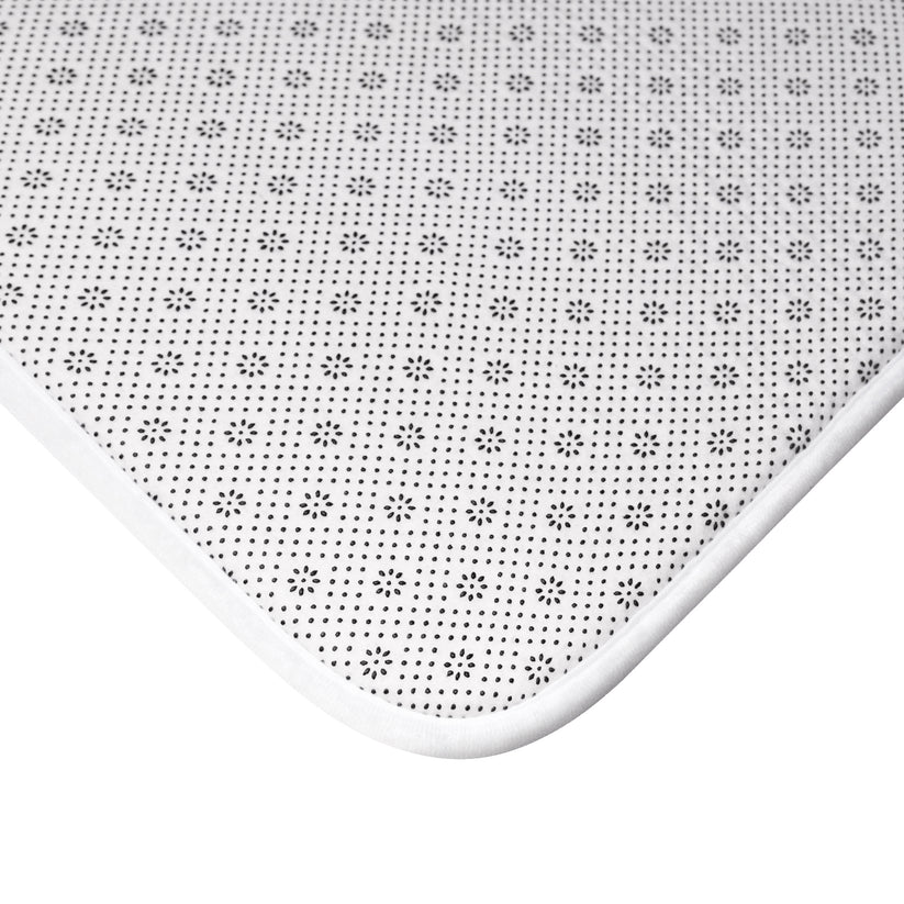 Petits Animaux | Bunny & Mouse Bath Mat | Personalized Initial Monogram - Tresor Valeur