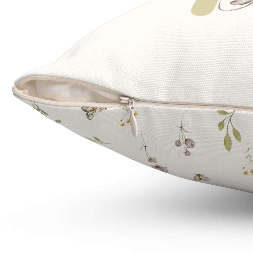 Petits Animaux | Watercolor Animals Monogram Pillow Case 4 Sizes - Tresor Valeur