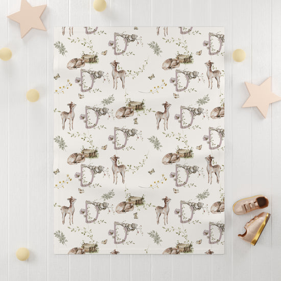Petits Animaux | Meadow Deer Baby Blanket | Personalized Monogram Blanket - Tresor Valeur