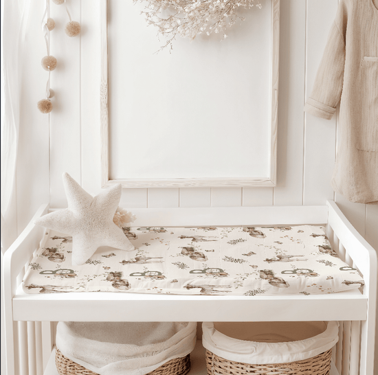 Petits Animaux | Meadow Deer Changing Pad Cover | Personalized Nursery Cover - Tresor Valeur